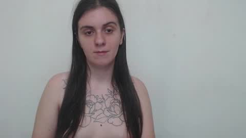 Snapshot of oliviasager chatting on February 27, 2:35 am Mistress Olivia online show from February 27, 2:35 am