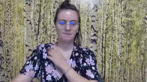 Snapshot of oliviasager chatting on September 19, 1:43 am Mistress Olivia online show from September 19, 1:43 am