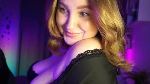 Snapshot of ollydoll chatting on September 16, 8:34 pm OllyDoll online show from September 16, 8:34 pm