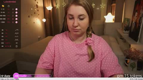 Snapshot of ollydoll chatting on March 10, 6:56 pm OllyDoll online show from March 10, 6:56 pm