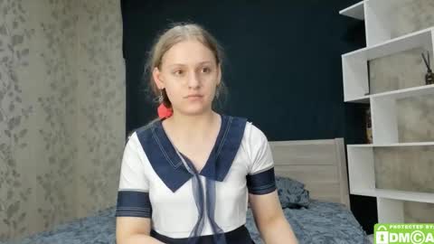 onelovelyalice online show from January 28, 8:26 pm