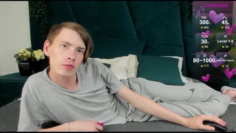 Erick  online show from February 14, 10:25 pm