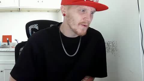 opie42o online show from December 13, 6:49 pm