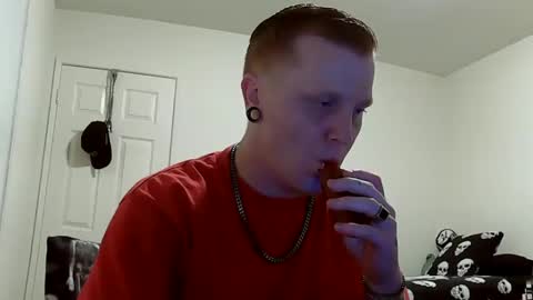 opie42o online show from September 19, 8:07 am