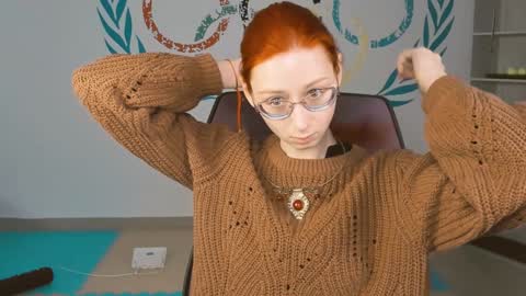 Orianna -  Hi Im into geek culture cosplay crafting LARP games. Shall we play DnD online show from January 19, 9:01 am