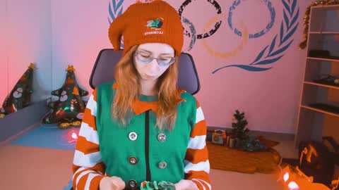 Orianna -  Hi Im into geek culture cosplay crafting LARP games. Shall we play DnD online show from December 26, 3:20 pm