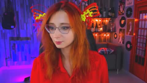 Orianna -  Hi Im into geek culture cosplay crafting LARP games. Shall we play DnD online show from December 4, 3:15 pm