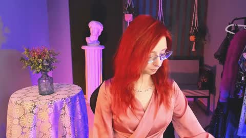 Orianna -  Hi Im into geek culture cosplay crafting LARP games. Shall we play DnD online show from January 13, 12:13 pm