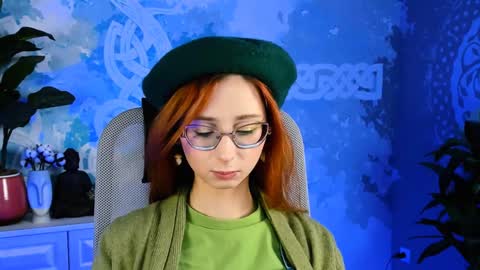 Orianna -  Hi Im into geek culture cosplay crafting LARP games. Shall we play DnD online show from December 30, 7:11 pm