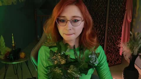 Orianna -  Hi Im into geek culture cosplay crafting LARP games. Shall we play DnD online show from December 6, 4:55 pm