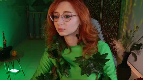Orianna -  Hi Im into geek culture cosplay crafting LARP games. Shall we play DnD online show from December 6, 8:01 pm