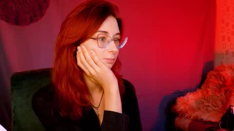 Orianna -  Hi Im into geek culture cosplay crafting LARP games. Shall we play DnD online show from September 9, 3:23 pm