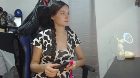 ornela_astros online show from February 13, 2:45 am