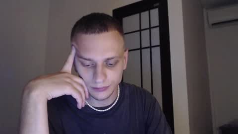 Snapshot of oscar_sssky chatting on January 25, 4:35 pm Oscar online show from January 25, 4:35 pm