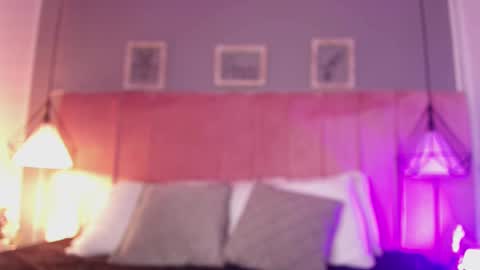 Snapshot of oshunnn chatting on March 4, 2:10 pm Oshun online show from March 4, 2:10 pm