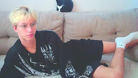 Ostin online show from December 11, 9:09 am