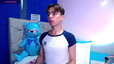 Owen  Independent model  online show from March 10, 1:10 pm
