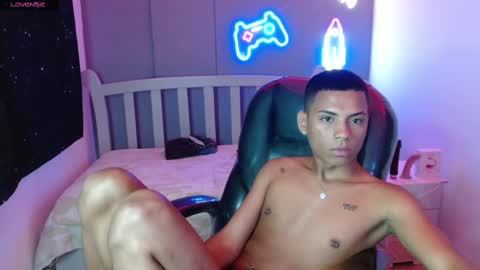 OWEN online show from December 18, 10:13 pm