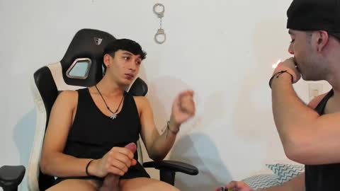 Snapshot of p_jhon chatting on February 13, 3:56 pm P online show from February 13, 3:56 pm