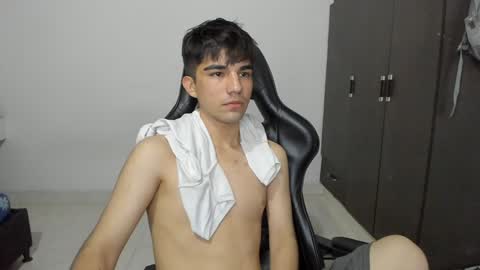 pakun_ online show from December 6, 2:18 am