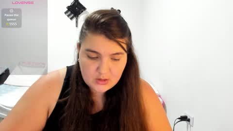 Snapshot of palmeer_miaa chatting on March 3, 1:53 am Mia online show from March 3, 1:53 am