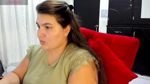 Snapshot of palmeer_miaa chatting on December 9, 3:29 am Mia online show from December 9, 3:29 am