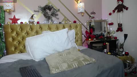 Paloma  online show from December 29, 8:55 am