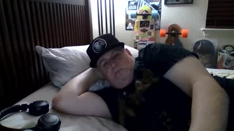 Snapshot of panos678442 chatting on February 4, 10:21 am panos online show from February 4, 10:21 am