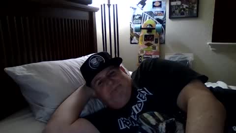 Snapshot of panos678442 chatting on March 7, 12:01 pm panos online show from March 7, 12:01 pm