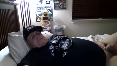 Snapshot of panos678442 chatting on March 12, 7:02 am panos online show from March 12, 7:02 am