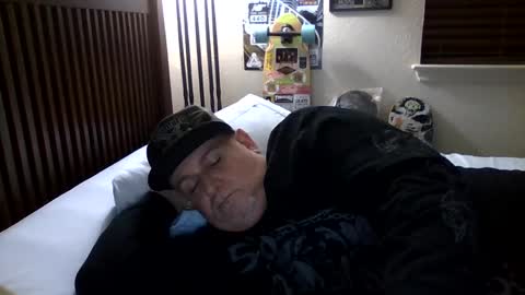 Snapshot of panos678442 chatting on February 11, 10:47 am panos online show from February 11, 10:47 am
