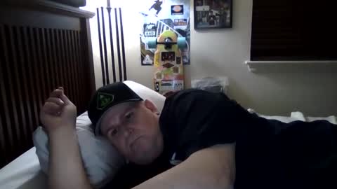 Snapshot of panos678442 chatting on March 10, 2:28 am panos online show from March 10, 2:28 am