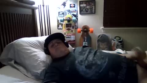 Snapshot of panos678442 chatting on December 5, 12:39 pm panos online show from December 5, 12:39 pm