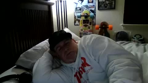 Snapshot of panos678442 chatting on January 23, 11:37 am panos online show from January 23, 11:37 am