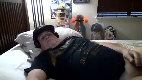Snapshot of panos678442 chatting on February 4, 1:27 pm panos online show from February 4, 1:27 pm