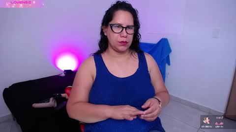 paola online show from January 26, 4:30 am