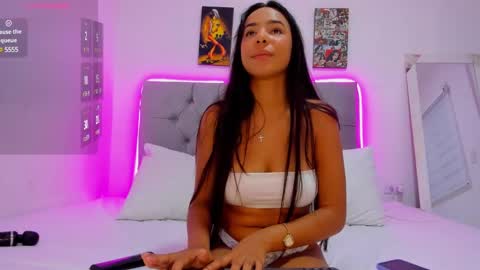 Snapshot of paolabigboobs_ chatting on March 6, 2:09 am paola online show from March 6, 2:09 am