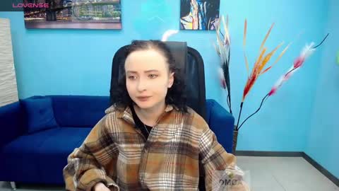 Snapshot of paradox_666_ chatting on January 2, 6:40 am Louise online show from January 2, 6:40 am