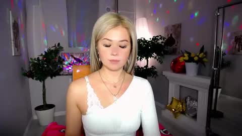 Snapshot of passionate_babe chatting on January 23, 3:26 am I have returned from vacation and I am glad to share my energy and emotions with you online show from January 23, 3:26 am