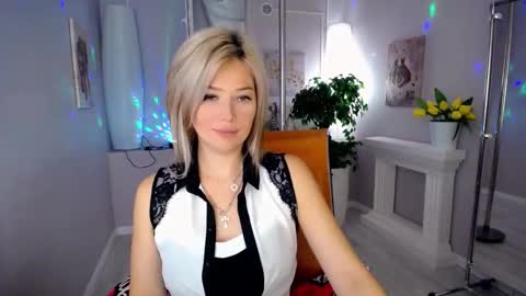 Snapshot of passionate_babe chatting on September 15, 5:42 am I have returned from vacation and I am glad to share my energy and emotions with you online show from September 15, 5:42 am