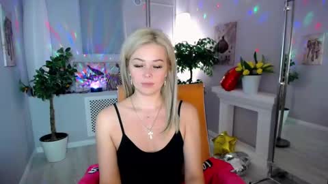 Snapshot of passionate_babe chatting on January 30, 9:36 am I have returned from vacation and I am glad to share my energy and emotions with you online show from January 30, 9:36 am