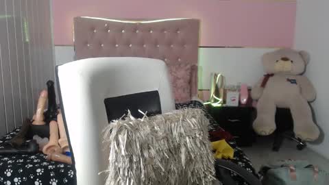 Snapshot of patty_squirt87 chatting on March 9, 9:57 am patty squirt87 online show from March 9, 9:57 am
