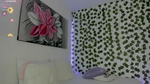 paulina online show from February 17, 3:55 pm
