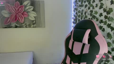 paulina online show from January 6, 12:37 am
