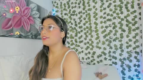 paulina online show from February 8, 1:54 am