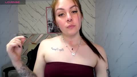 Paula online show from December 5, 3:44 pm