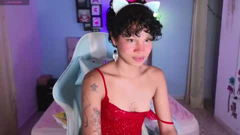 peggy-funn online show from March 7, 12:04 am