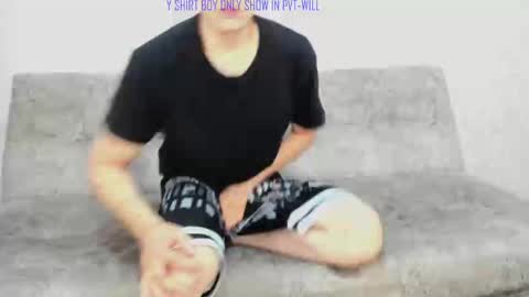 Snapshot of pelusos_mens chatting on September 10, 1:34 pm CAIN-19 ALLEN-18 RONALD-18 AUSTIN-18 MOD DANTE online show from September 10, 1:34 pm