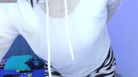 Snapshot of penelopestar_2 chatting on September 11, 3:19 am penelope online show from September 11, 3:19 am