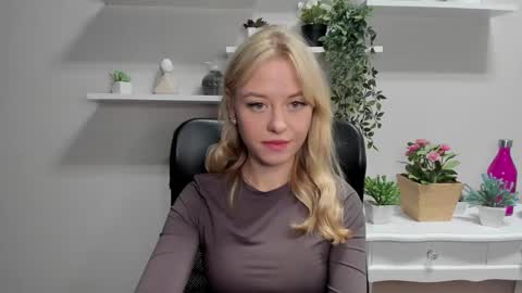 Cindy online show from February 17, 6:31 am
